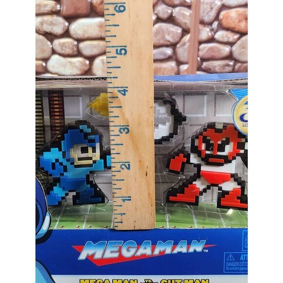 MegaMan Classic 8-Bit Figures 2-Pack Mega Man Vs. Cuts Man - New #A44 - Picture 8 of 8